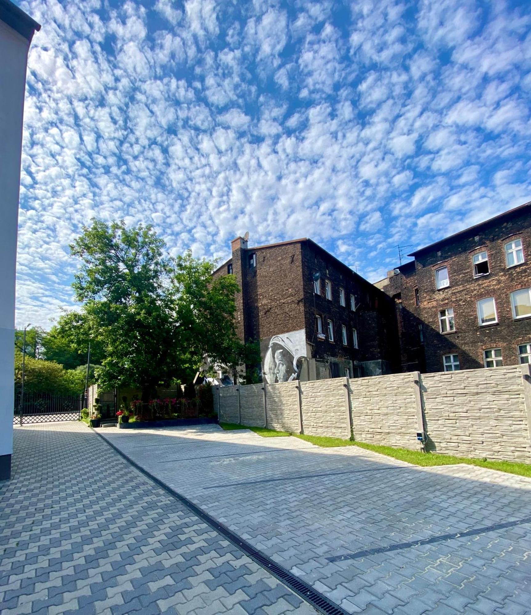 Apartamenty Katowicka 38 Świętochłowice Buitenkant foto